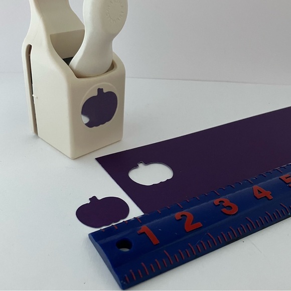 Martha Stewart Craft Paper Punchers - Lot of 4, RARE paper crafting card making - Picture 6 of 10